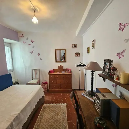 Jolie Maison De Village- Cap Corse Pietracorbara